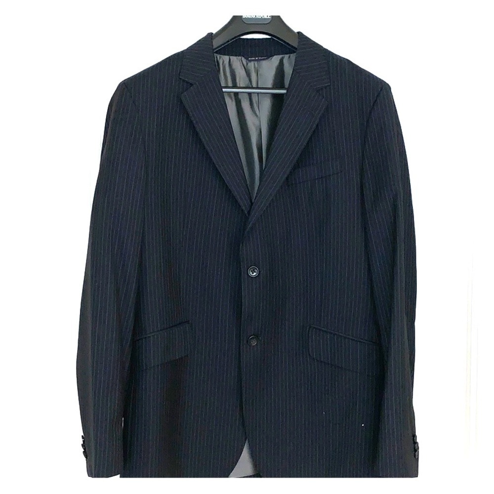 Barely worn Banana Republic pin stripe suit jacket